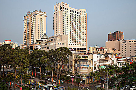 bach thu mb mien phi