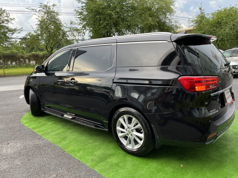 kia sedona 2019 2.2 dầu full giá mềm