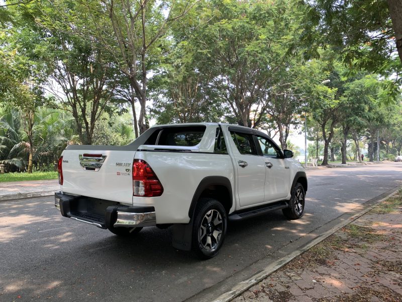 toyota hilux 2019 2 cầu 2.8at
