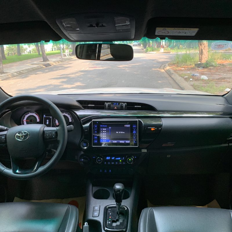 toyota hilux 2019 2 cầu 2.8at
