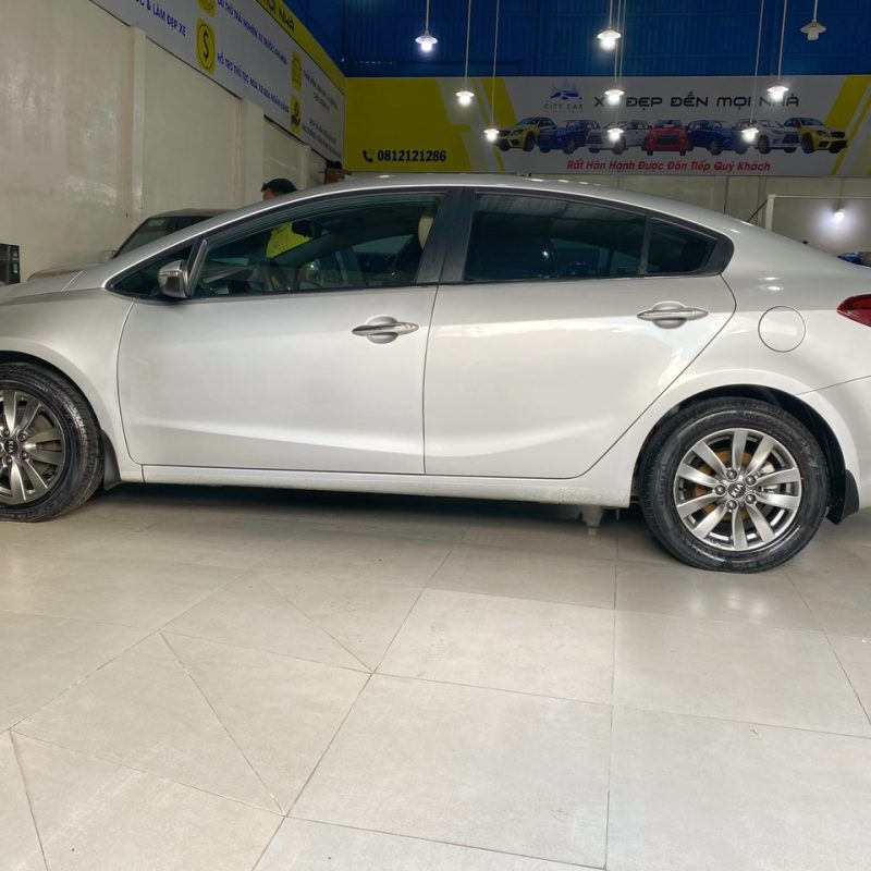 KIA Cerato 1.6 số sàn sản xuất 2016 xe gia đình sử dụng giá tốt