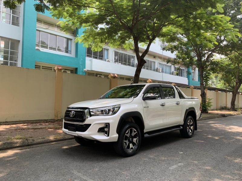 toyota hilux 2019 2 cầu 2.8at