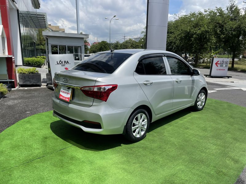 hyundai i10 sedan số sàn 2018