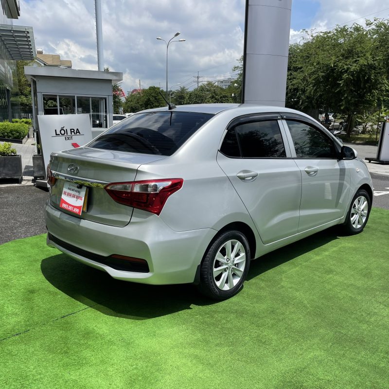 hyundai i10 sedan số sàn 2018