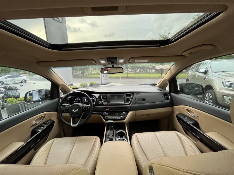 kia sedona 2019 2.2 dầu full giá mềm