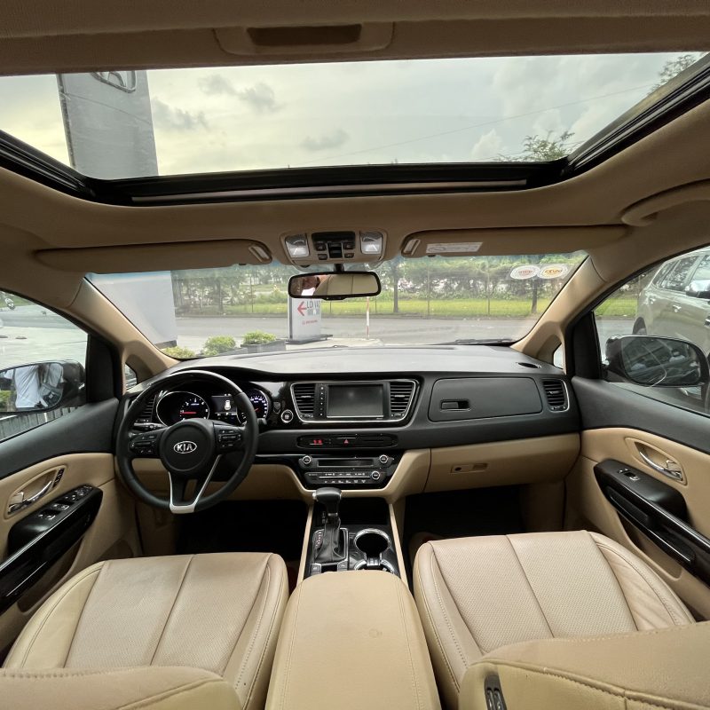 kia sedona 2019 2.2 dầu full giá mềm
