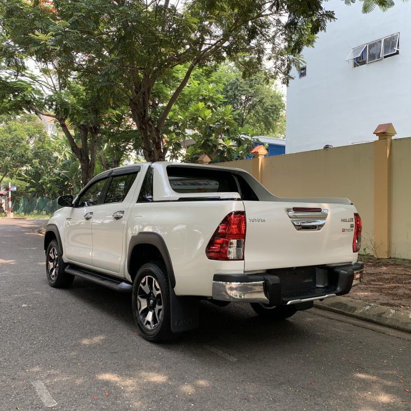 toyota hilux 2019 2 cầu 2.8at