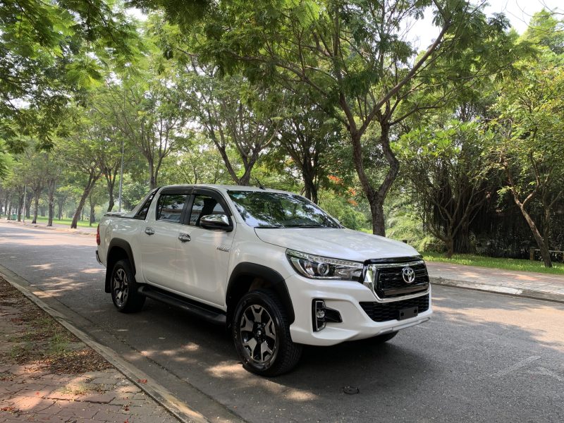toyota hilux 2019 2 cầu 2.8at