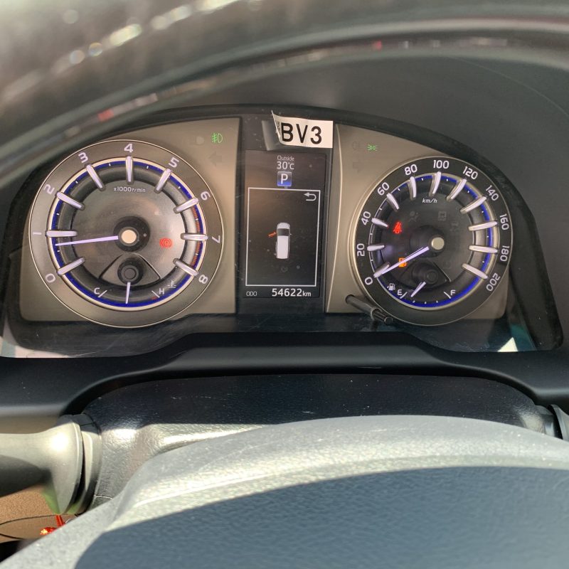toyota innova venturer 2019 màu đen giá tốt