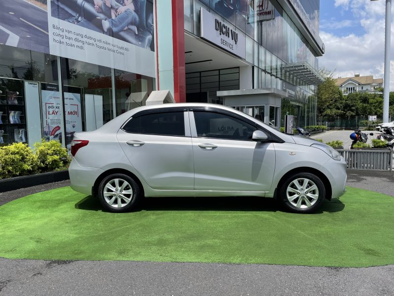 hyundai i10 sedan số sàn 2018