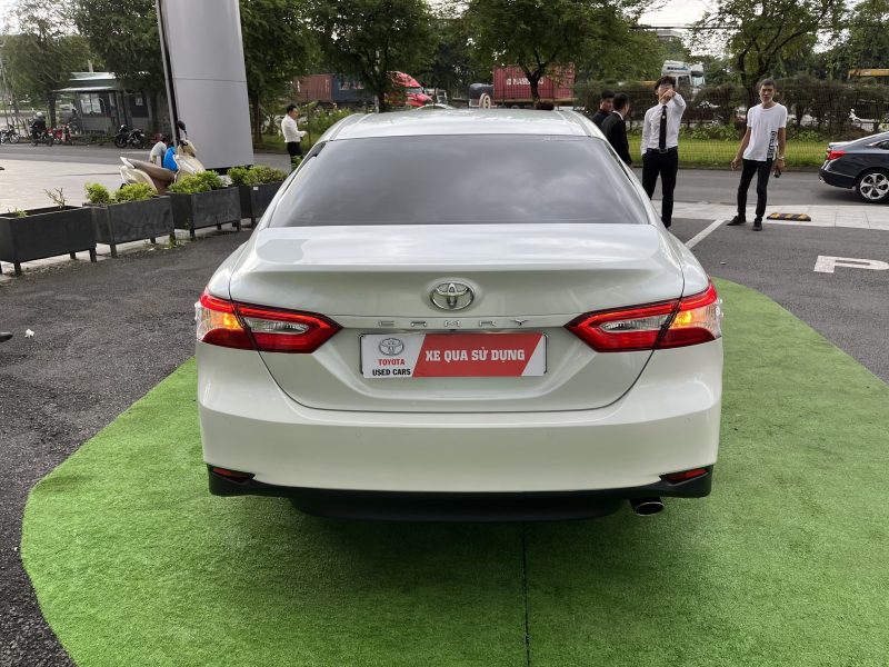 toyota camry 2.0 2020 siêu lướt