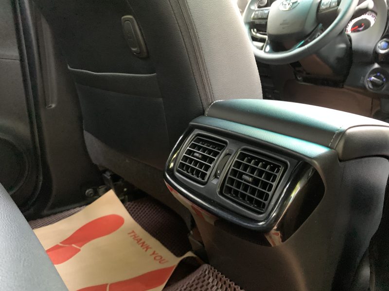 toyota hilux 2019 2 cầu 2.8at