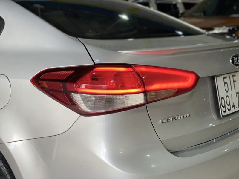 KIA Cerato 1.6 số sàn sản xuất 2016 xe gia đình sử dụng giá tốt