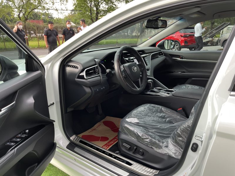 toyota camry 2.0 2020 siêu lướt