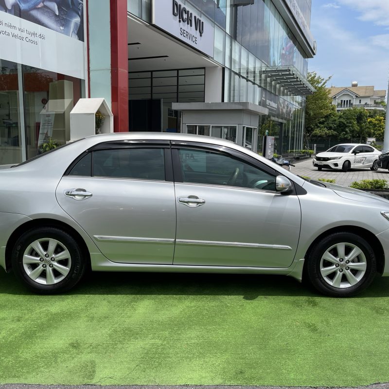toyota altis số sàn 2012 giá tốt