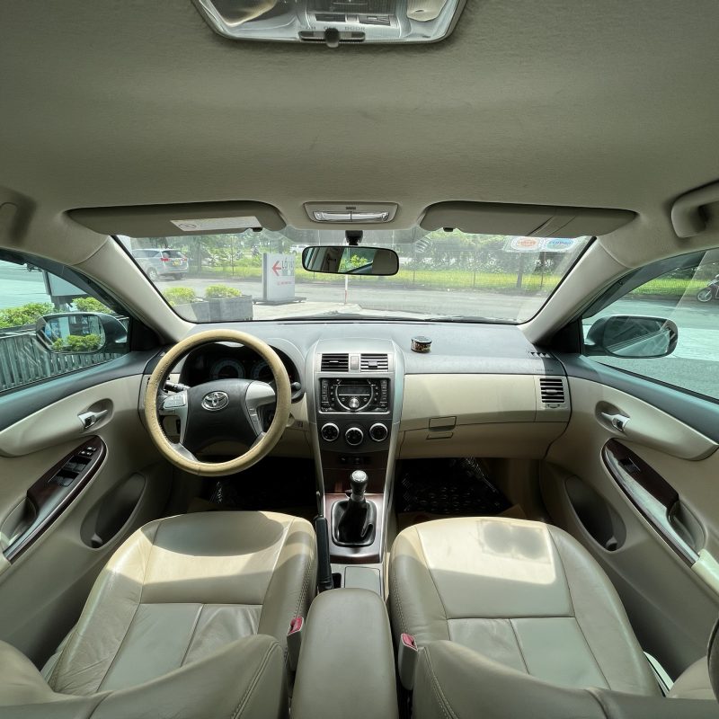 toyota altis số sàn 2012 giá tốt