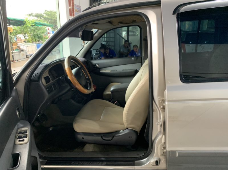 Ford Everest số sàn 2006 biển thành phố giá tốt