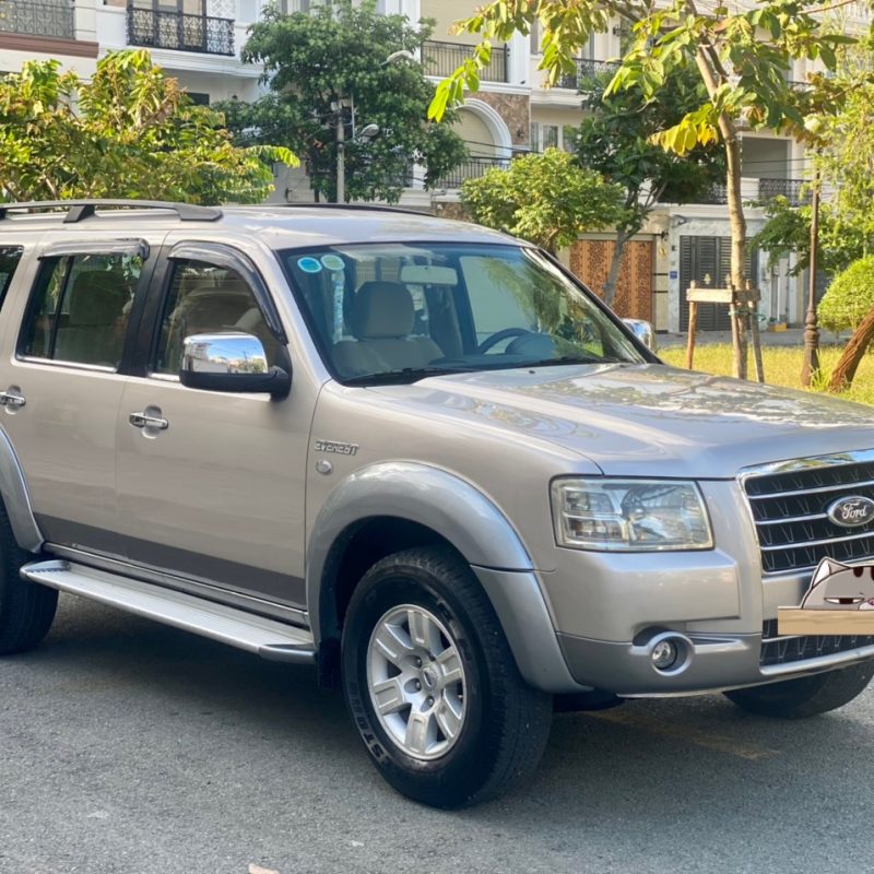 Ford Everest số tự động cũ đời 2008 giá tốt còn bớt