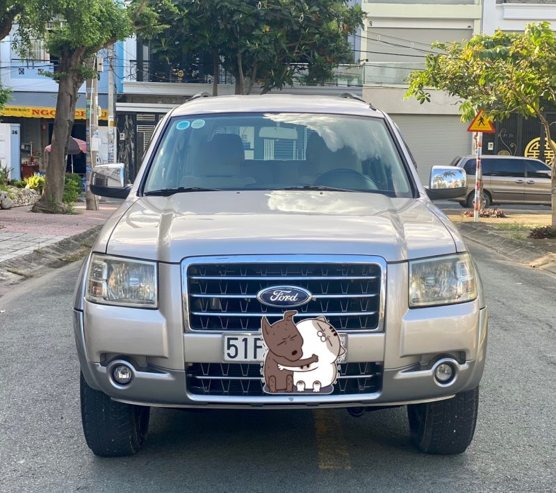 Ford Everest số tự động cũ đời 2008 giá tốt còn bớt