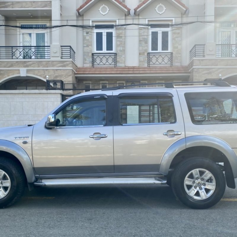 Ford Everest số tự động cũ đời 2008 giá tốt còn bớt
