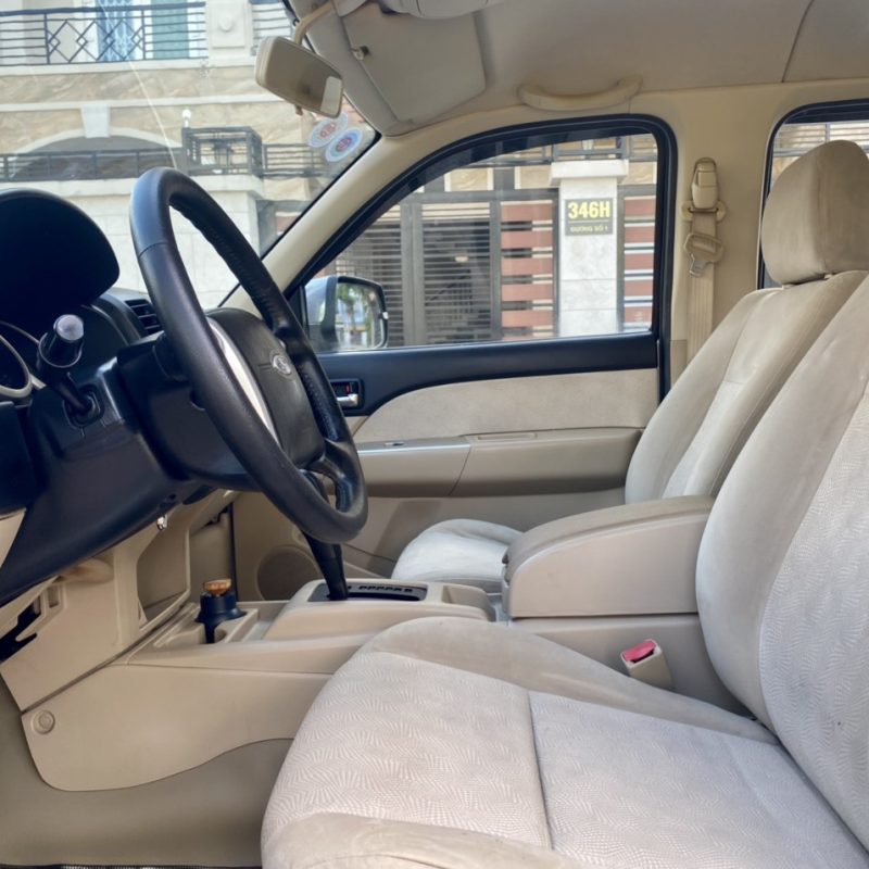 Ford Everest số tự động cũ đời 2008 giá tốt còn bớt