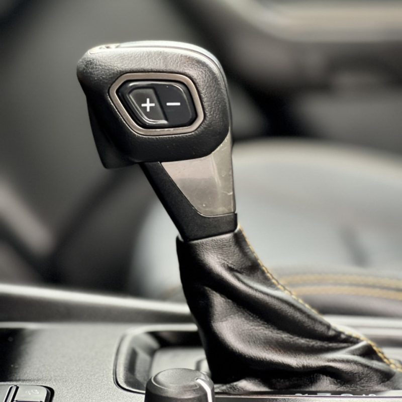 Ford Ranger Wildtrak 2.0 Biturbo 2019 màu trắng giá tốt
