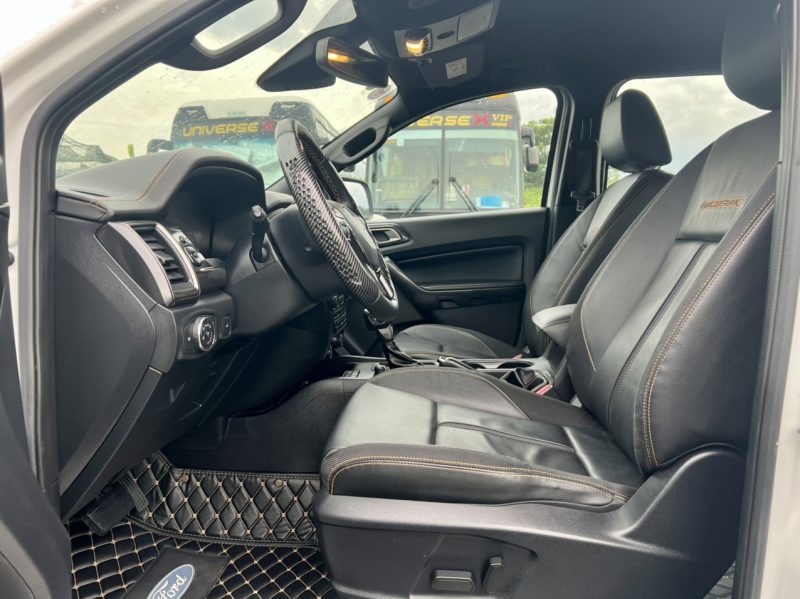 Ford Ranger Wildtrak 2.0 Biturbo 2019 màu trắng giá tốt
