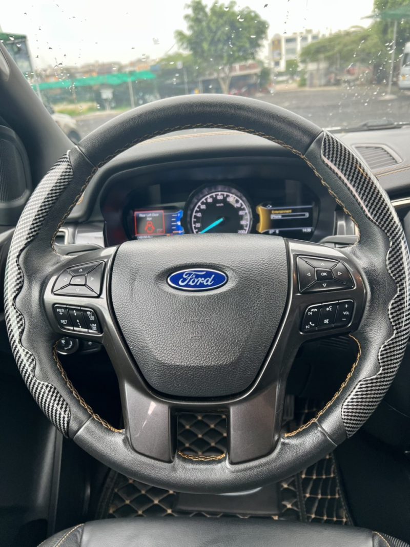 Ford Ranger Wildtrak 2.0 Biturbo 2019 màu trắng giá tốt