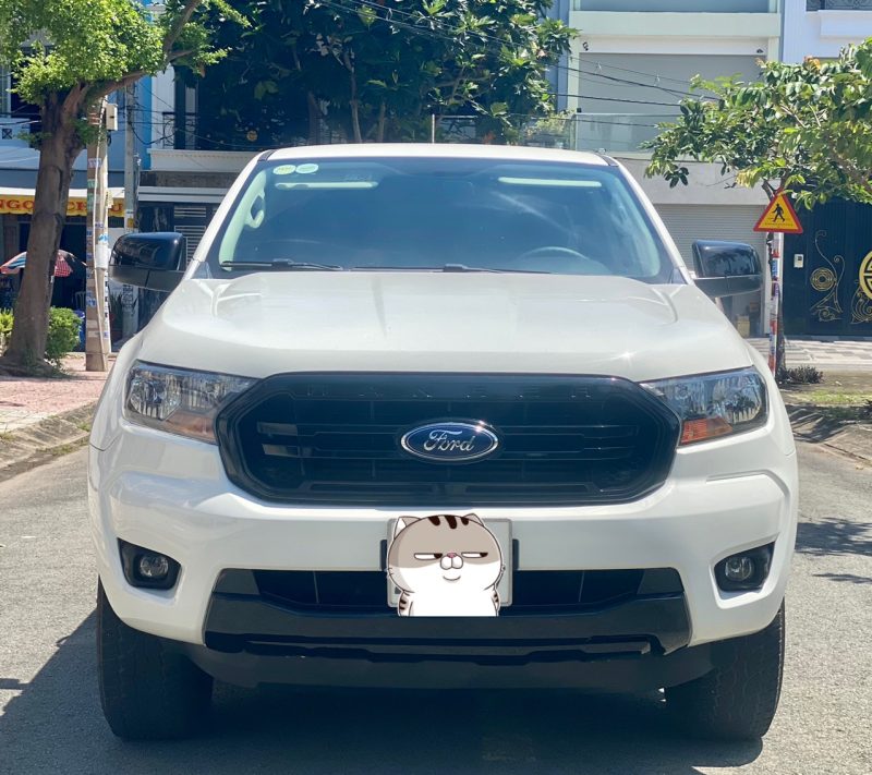Ford Ranger XLS AT sản xuất 2018 xe đẹp giá tốt