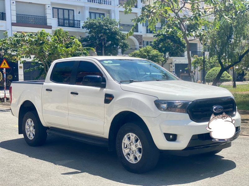 Ford Ranger XLS AT sản xuất 2018 xe đẹp giá tốt