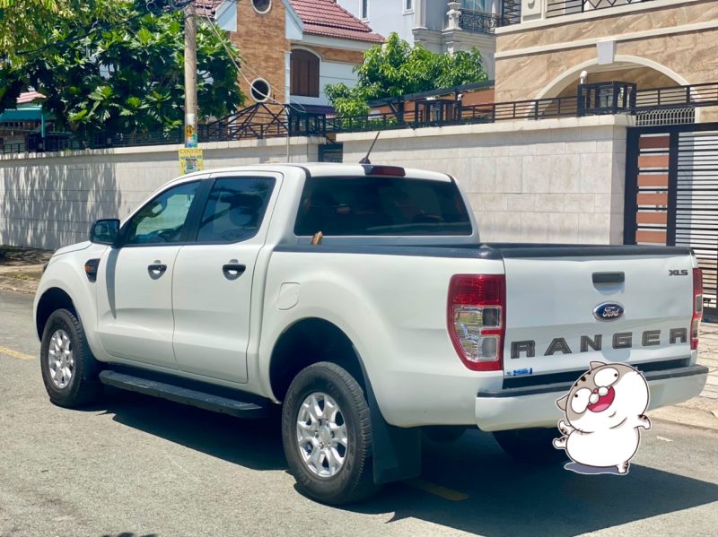 Ford Ranger XLS AT sản xuất 2018 xe đẹp giá tốt
