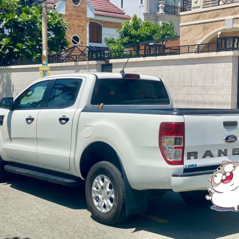 Ford Ranger XLS AT sản xuất 2018 xe đẹp giá tốt