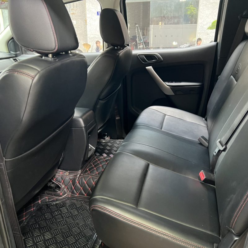 Ford Ranger XLS AT sản xuất 2020 siêu lướt - giá tốt