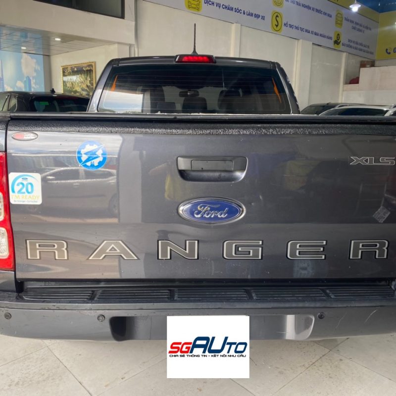 Ford Ranger XLS AT 1 cầu số tự động giá tốt