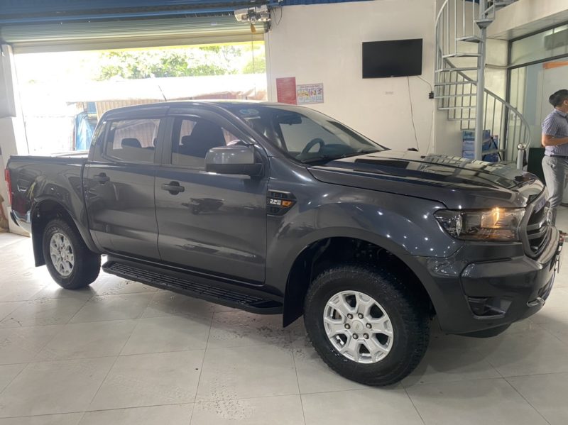 Ford Ranger XLS AT 1 cầu số tự động giá tốt