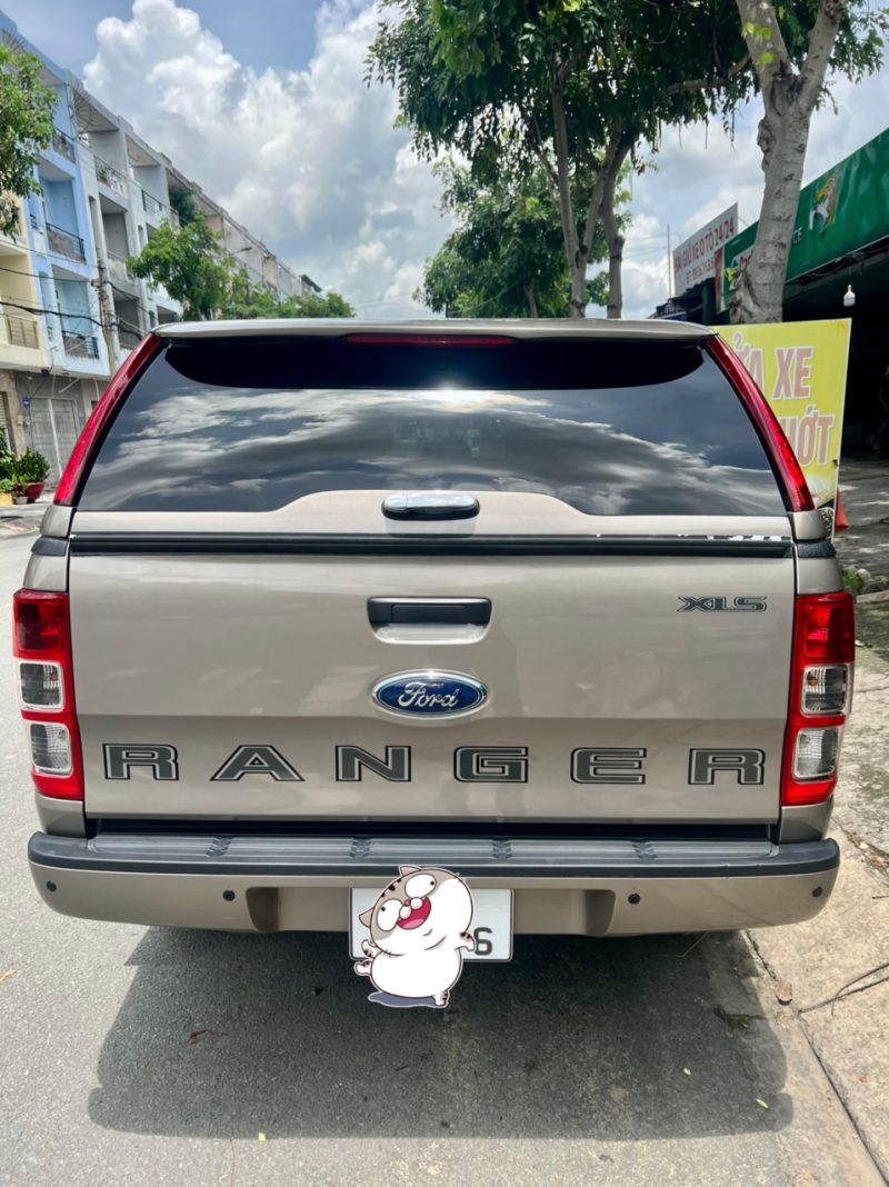 Ford Ranger XLS AT sản xuất 2020 siêu lướt - giá tốt