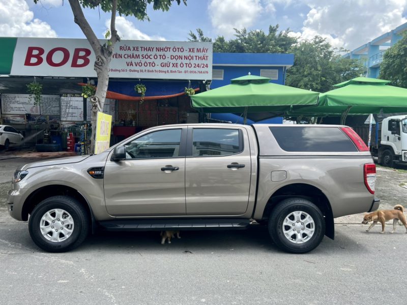 Ford Ranger XLS AT sản xuất 2020 siêu lướt - giá tốt