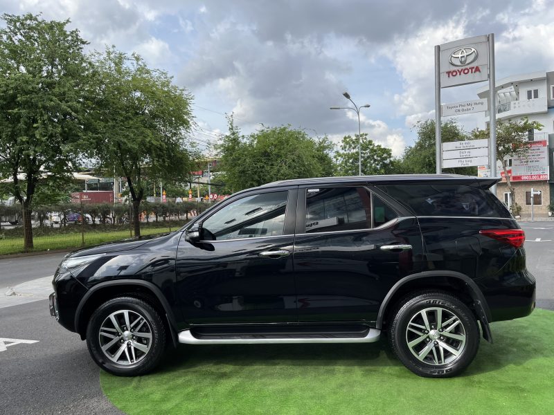 toyota fortuner xăng 2 cầu tự động 2016