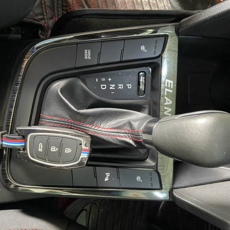 Hyundai Elantra cũ bản 1.6 Turbo 2020 giá tốt