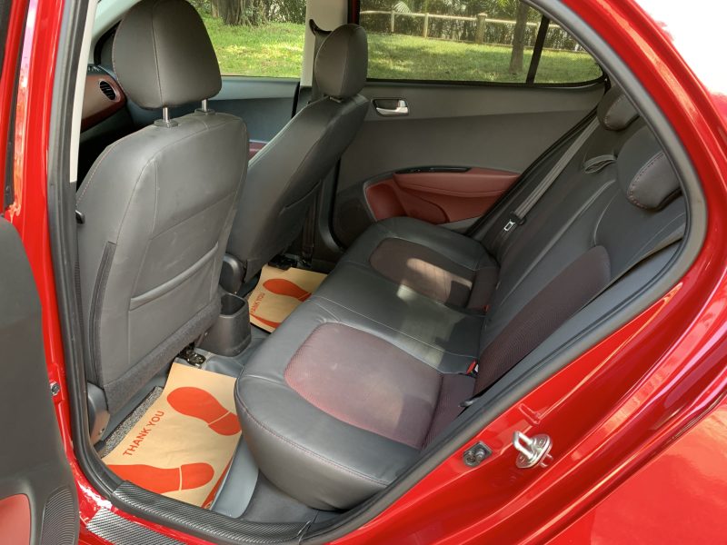 Hyundai i10 sedan sản xuất 2019 bản full giá tốt