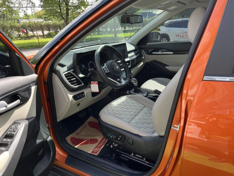 Kia Seltos Luxury sản xuất 2021 siêu lướt giá tốt