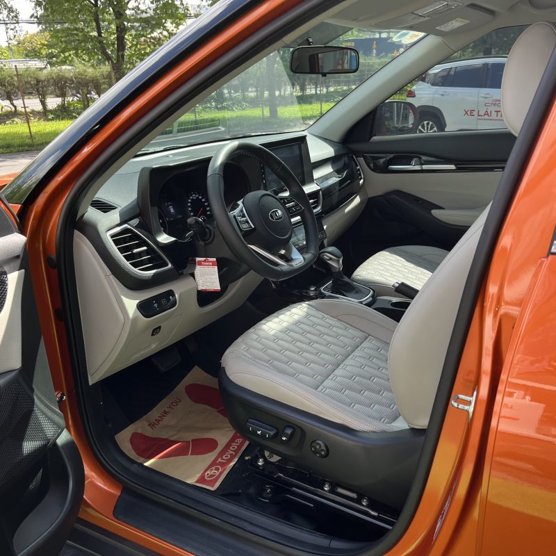 Kia Seltos Luxury sản xuất 2021 siêu lướt giá tốt