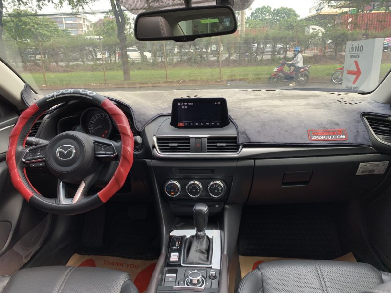 Mazda 3 sedan bản full sản xuất 2019 giá tốt