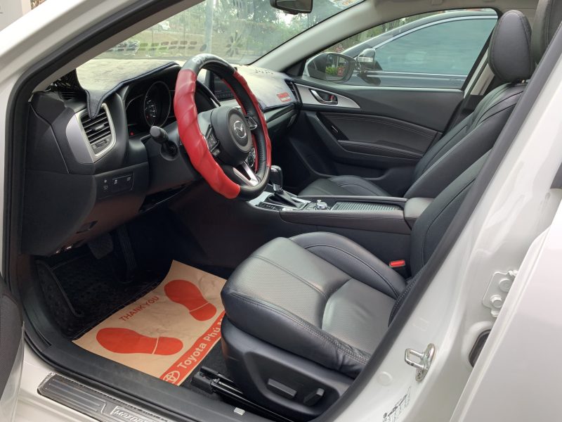 Mazda 3 sedan bản full sản xuất 2019 giá tốt