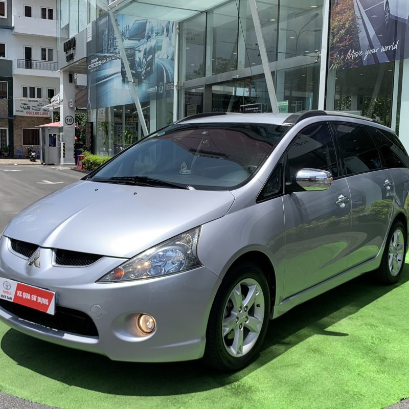 Mitsubishi Grandis 2.4AT sản xuất 2010 giá tốt còn thương lượng