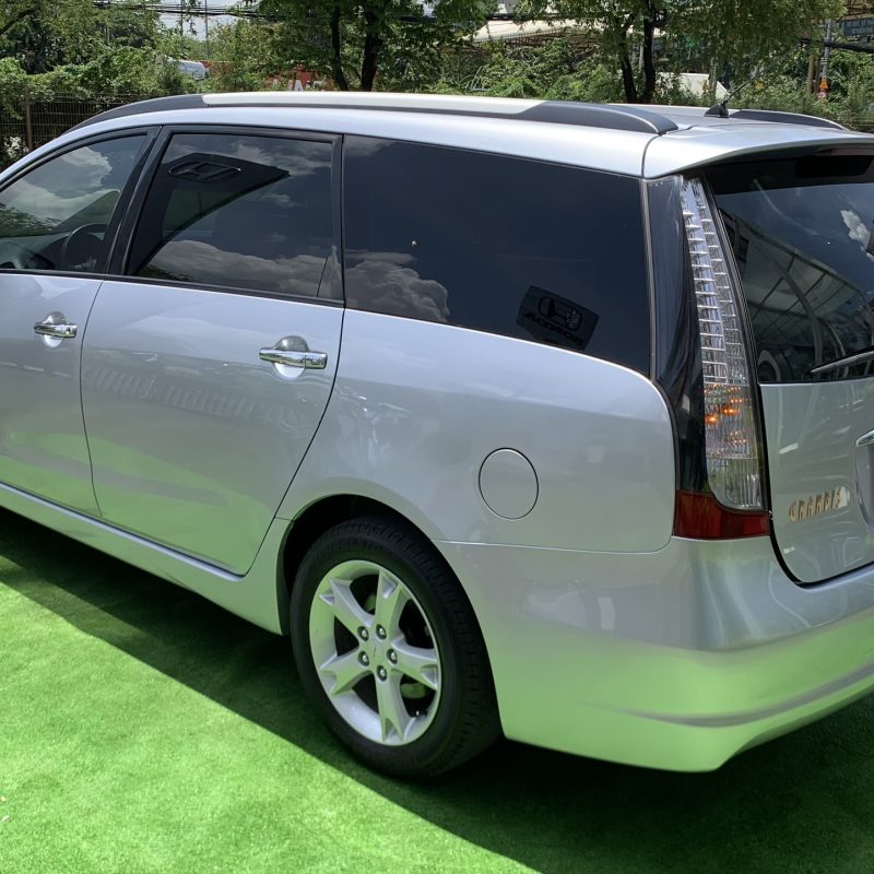 Mitsubishi Grandis 2.4AT sản xuất 2010 giá tốt còn thương lượng