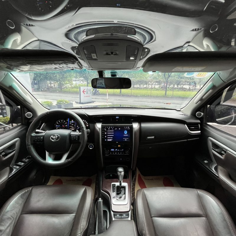 toyota fortuner 2.7v 4x2 số tự động giá tốt