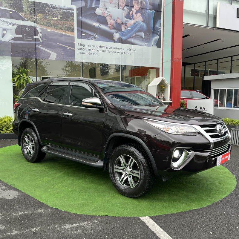 toyota fortuner 2.7v 4x2 số tự động giá tốt