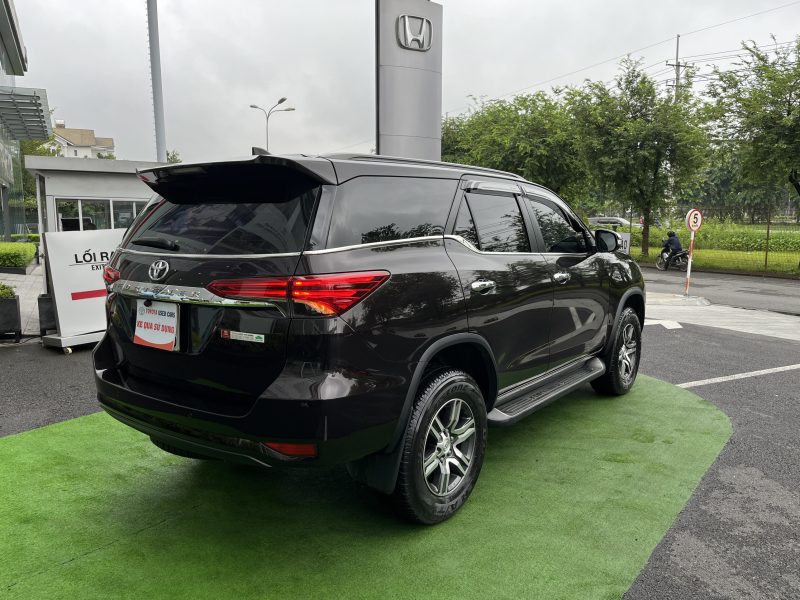 toyota fortuner 2.7v 4x2 số tự động giá tốt