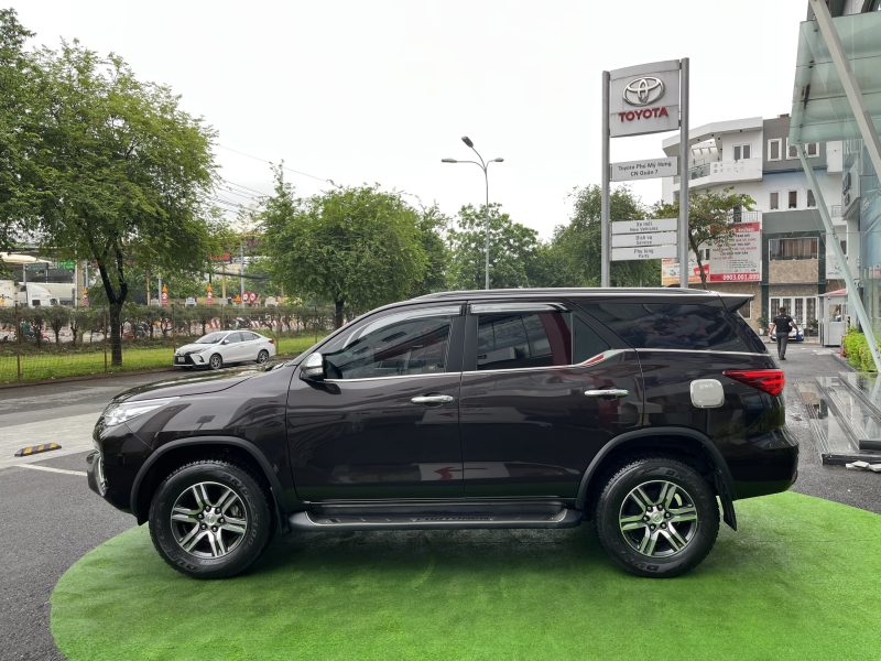 toyota fortuner 2.7v 4x2 số tự động giá tốt